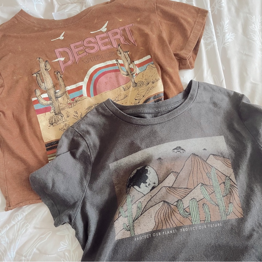 set of 2 🌵cactus/eco-themed crop tops🌵